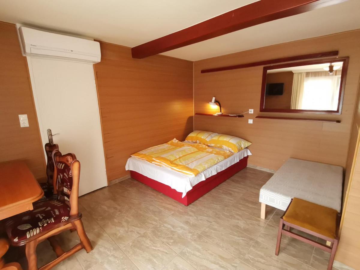 Hajdúszoboszló Mini Villa מראה חיצוני תמונה
